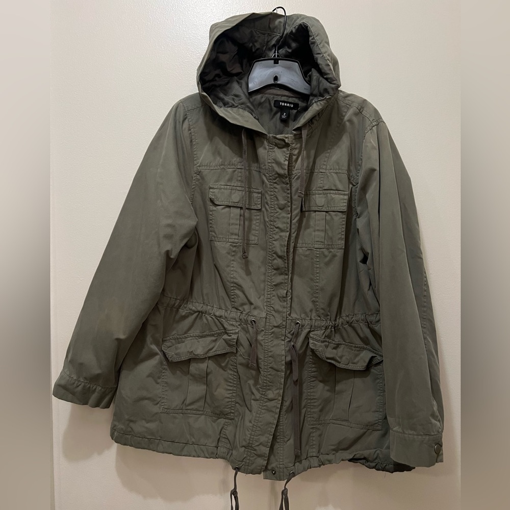 TORRID - SIZE 2 (2X) GREEN UTILITY JACKET EUC
